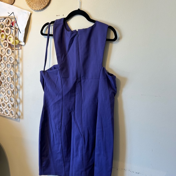 ASOS plus size 14 purple cut out chest area design…. - Picture 7 of 7